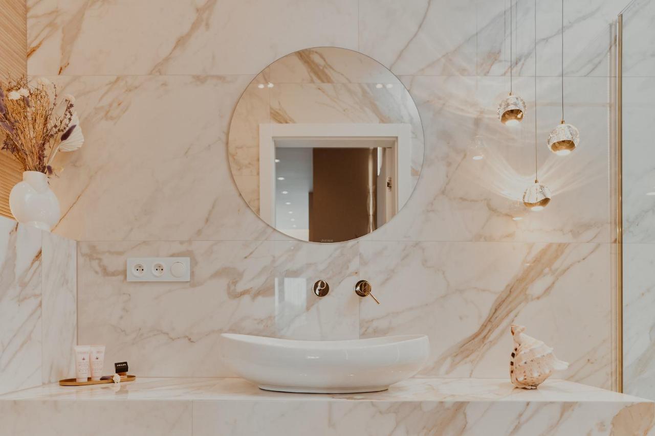 Apartament "Zlote Lwy 18" Lägenhet Zator Exteriör bild