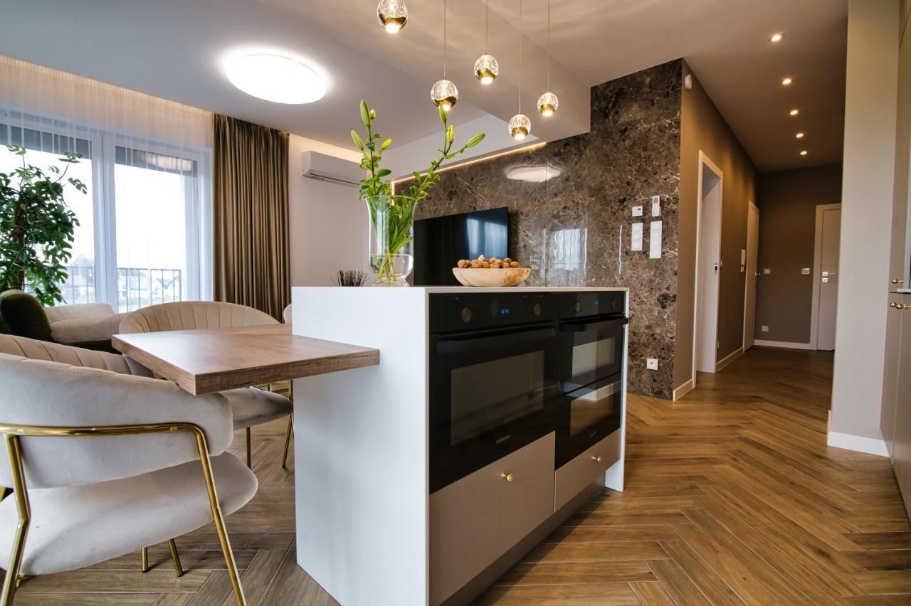 Apartament "Zlote Lwy 18" Lägenhet Zator Exteriör bild